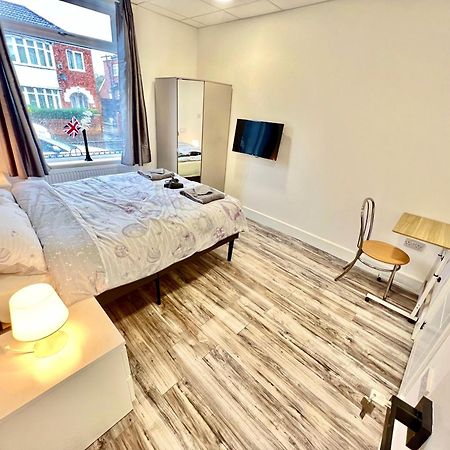 Lux En-Suite Coop Arena Mancity Stadium Piccadilly Манчестер Экстерьер фото