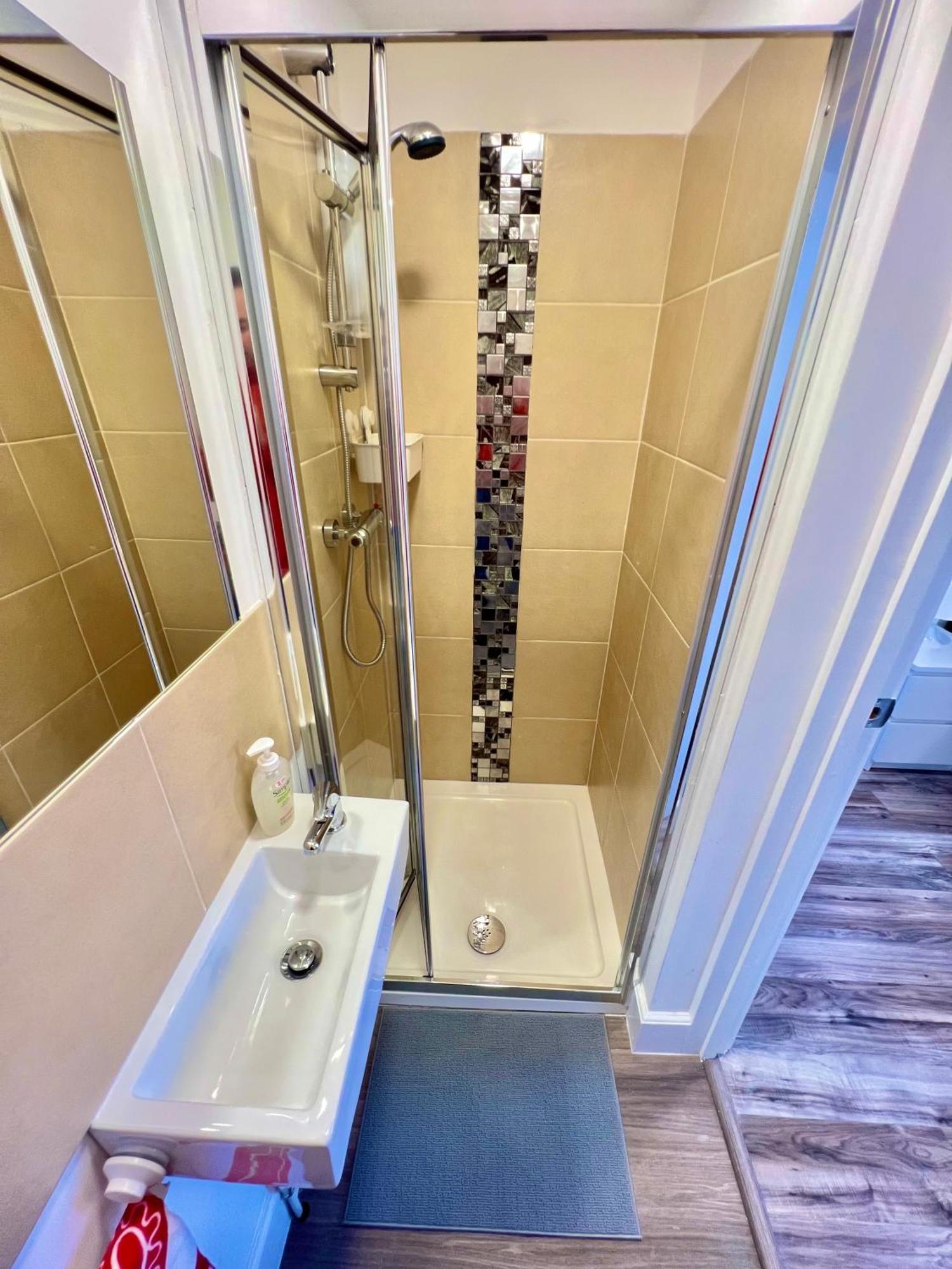 Lux En-Suite Coop Arena Mancity Stadium Piccadilly Манчестер Экстерьер фото